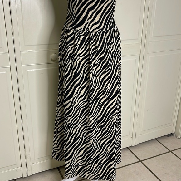 GLO Fashion London Women’s Zebra Print Black and Cream Sundress Sleeveless Sz L - Picture 6 of 10